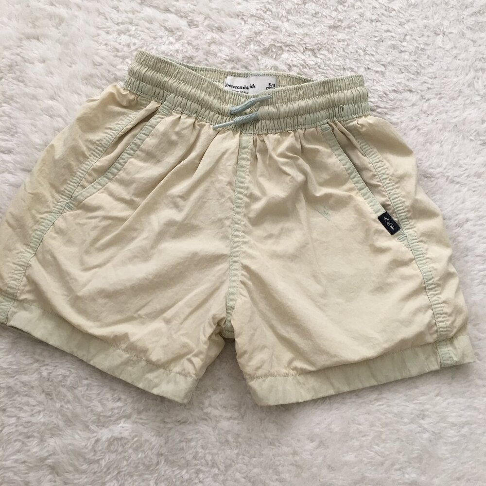 Abercrombie Kids Green Swim Trunks Shorts 5/6